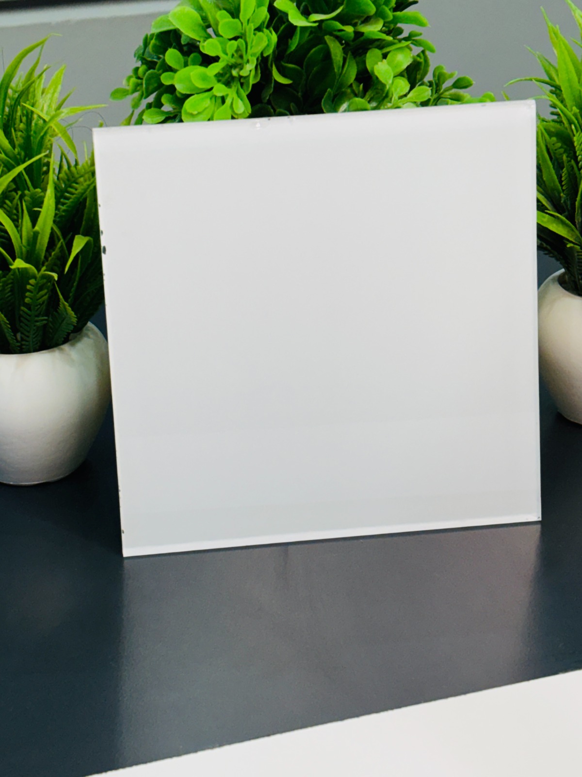 White Lacquer Glass